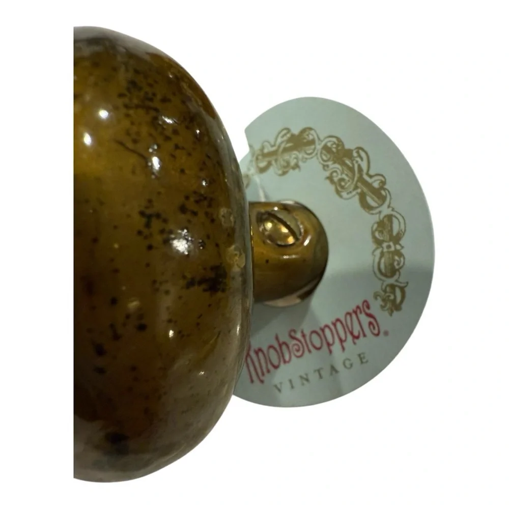 KnobStoppers Vintage Resin Bottle Stoppers Bee & Floral Set of 4, Wine Corks